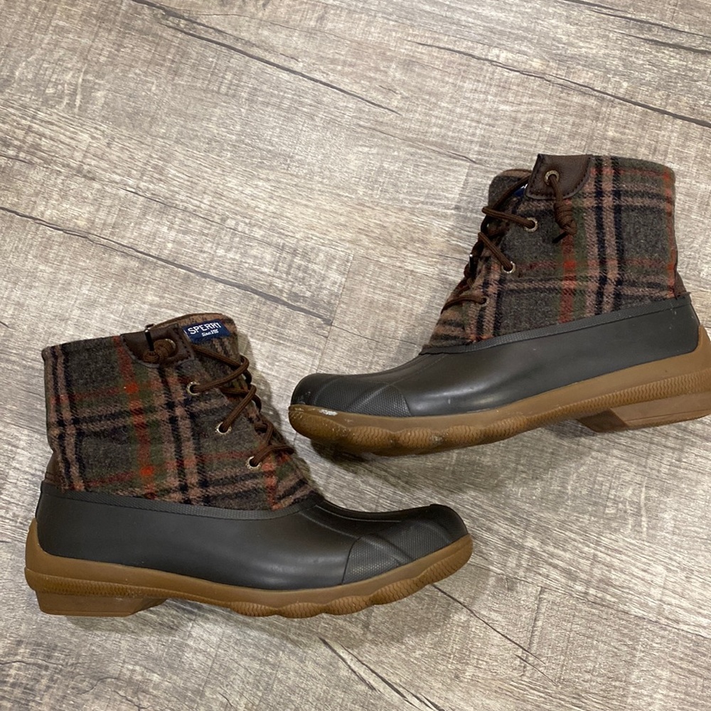 Women’s Sperry Saltwater Duck Boots